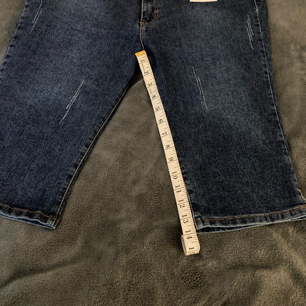 Dark Blue Denim Capri Jeans - Picture 8 of 9
